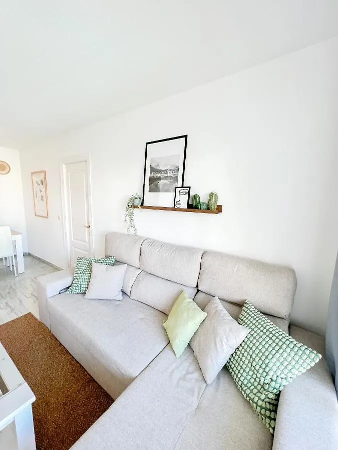 Cozy Apartment With Pool Torremolinos