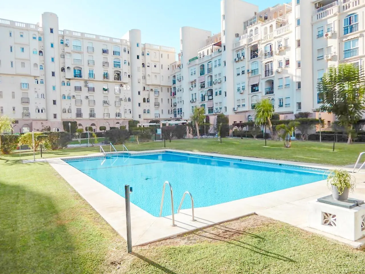 Cozy Apartment With Pool Torremolinos